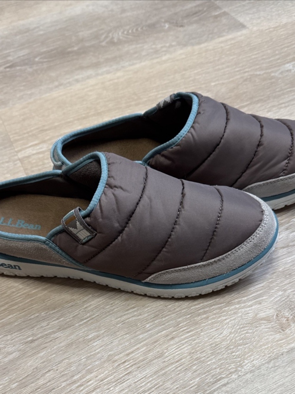 🏔️ L.L.Bean Mountain Classic Quilted Slides | Women’s 10M | Brown, Gray & Blue - Picture 3 of 9